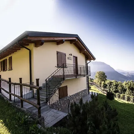 Trapletti Lägenhet Serina (Lombardy)